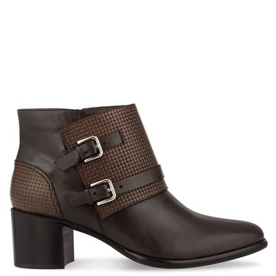 Bota cano baixo com fivelas Marrom