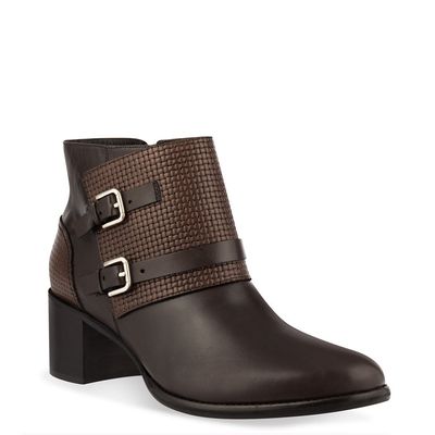 Bota cano baixo com fivelas Marrom