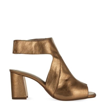 Sandália com velcro Bronze