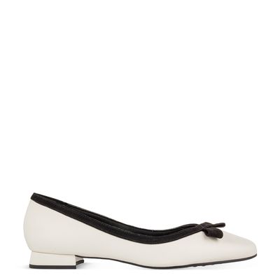 Sapatilha Bico Quadrado c/ Laço Bicolor Off-White