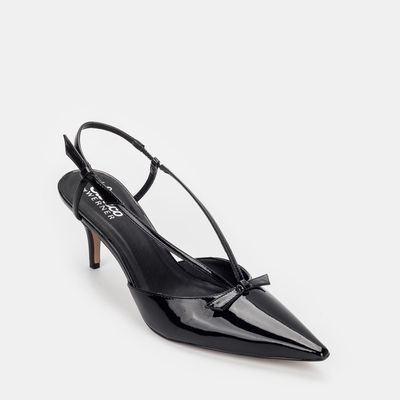 Scarpin Tiras e Laço Fino Preto