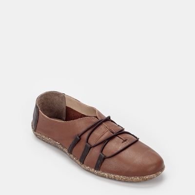 Sapato esporte c/ elástico Canela