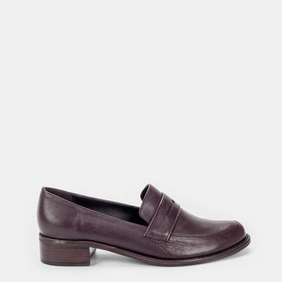 Mocassim Salto Médio Vinho