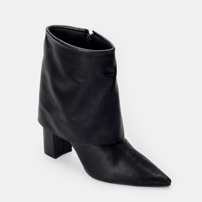 Bota Capa Cano Baixo Preto