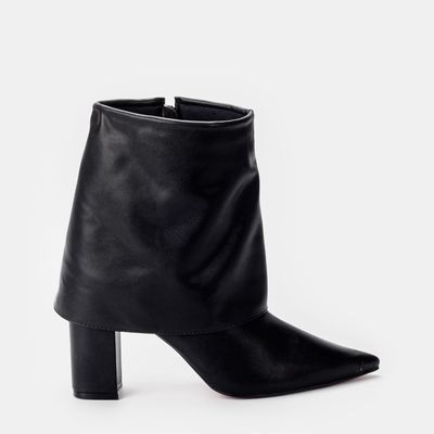 Bota Capa Cano Baixo Preto