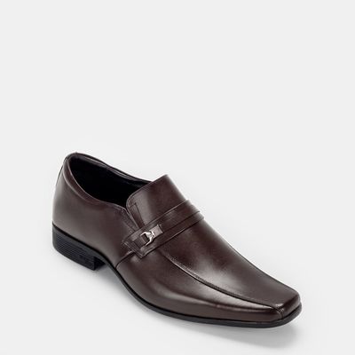 Sapato pespontado Marrom