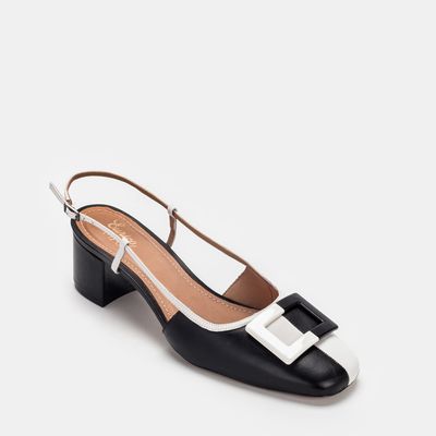 Chanel com Enfeite Bicolor Preto