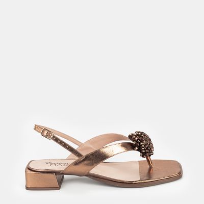 Sandália com Enfeite Flor Bronze