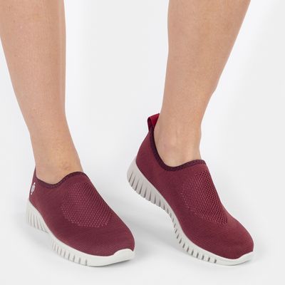Tênis slip on Usaflex Vinho