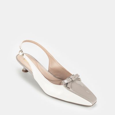 Chanel Bico Quadrado c/ Laço Off White