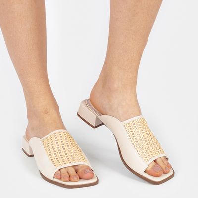 Tamanco com Palha Off-White