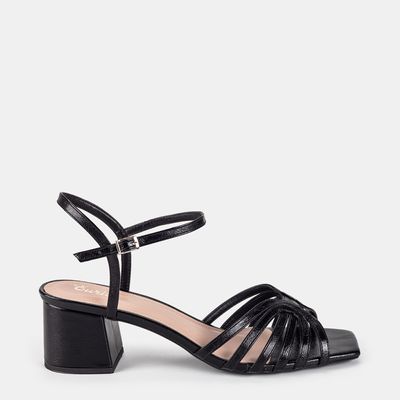 Sandália Tiras Finas Sobrepostas Preto