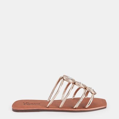 Chinelo Rasteiro em Couro C/ Enfeite Espiral Ouro