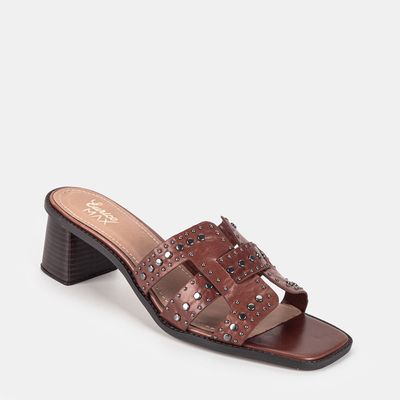 Tamanco c/ Tachas Marrom Claro