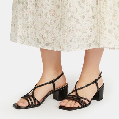 Sandália Tira Trançada Preto