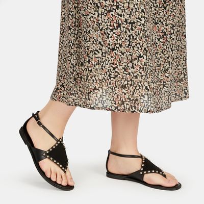 Rasteira De Dedo C/ Tachas Preto