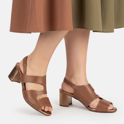 Sandália Em Couro C/ Recortes Bicolor Marrom