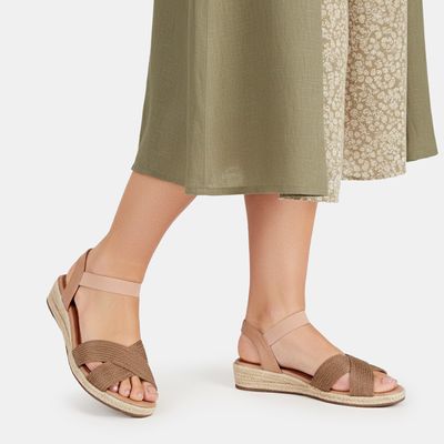 Sandália Anabela Espadrille Marrom Claro