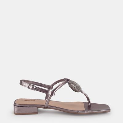 Sandália de Dedo com Enfeite de Strass Ônix