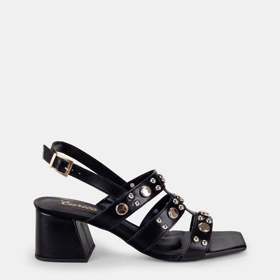 Sandália Frente Quadrada com Tachas Preta